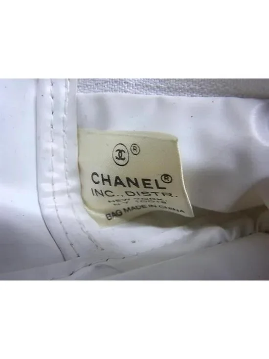 Chanel Multi Pouch Makeup Travel Set Amenity Set Ivory Black - Picture 5 of 5